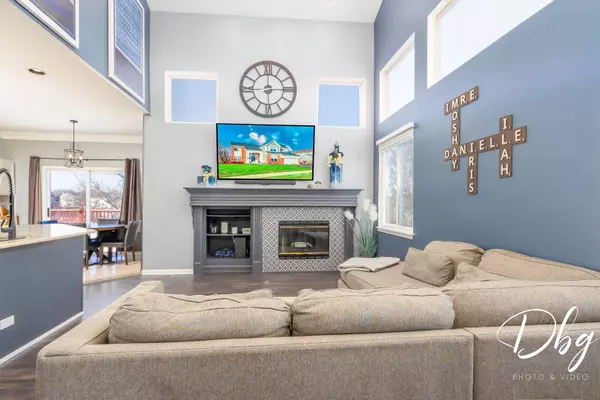 2656 N Orchard LN, Round Lake Beach, IL 60073