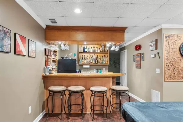 90 LAKESIDE DR, Hiram, GA 30141