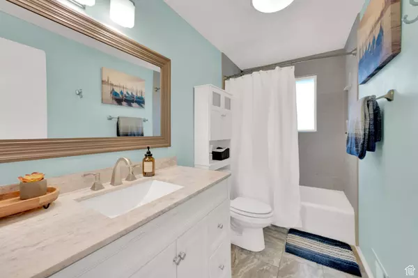 5851 S 3000 W, Roy, UT 84067