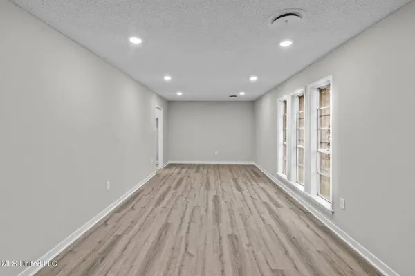 3422 Beaumont Drive, Pearl, MS 39208