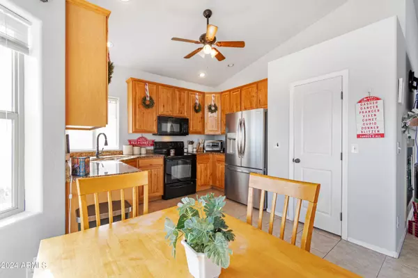 1981 N PEBBLE BEACH Drive, Show Low, AZ 85901