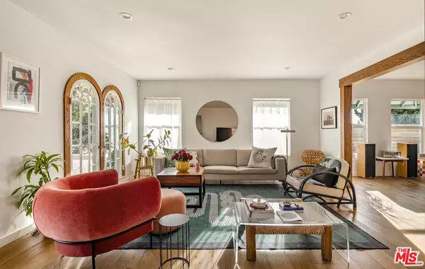 1647 Waterloo St, Los Angeles, CA 90026