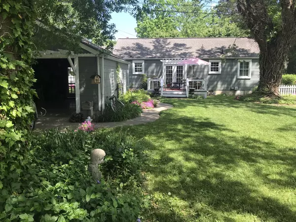 1210 Jones St, Old Hickory, TN 37138