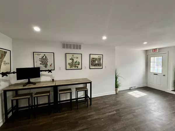 1208 Bridge St Unit 1212, Grafton, WI 53022