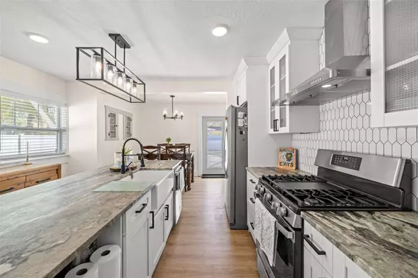 6603 N BRANCH AVE, Tampa, FL 33604