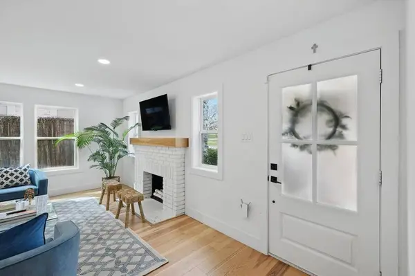 4029 Collinwood Avenue, Fort Worth, TX 76107