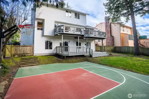 32803 6th AVE SW, Federal Way, WA 98023