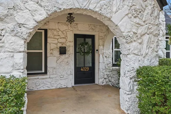 4029 Collinwood Avenue, Fort Worth, TX 76107