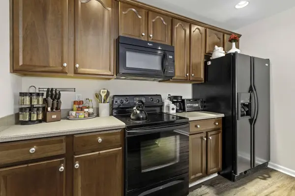 9034 Maple Grove Dr, Summerville, SC 29485