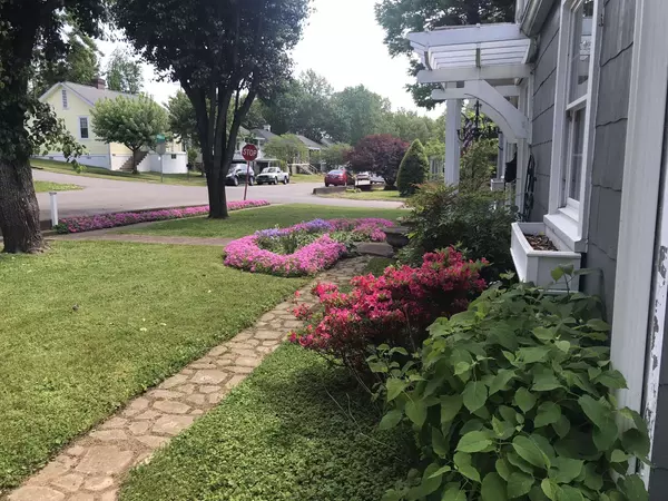 1210 Jones St, Old Hickory, TN 37138