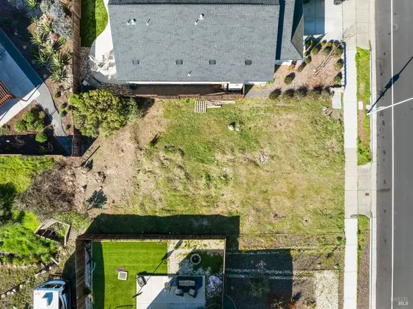 1920 Pine Meadow DR, Santa Rosa, CA 95403