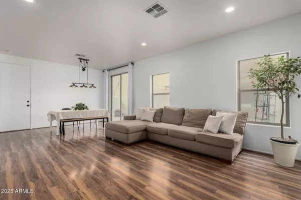 3819 E JASPER Drive, Gilbert, AZ 85296