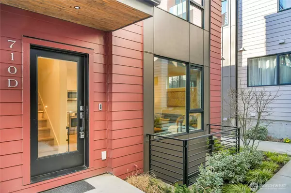 710 11th AVE E #D, Seattle, WA 98102