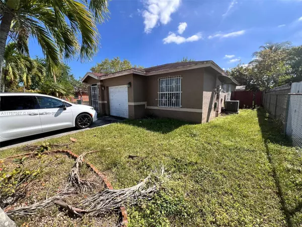 12828 SW 267th St, Homestead, FL 33032