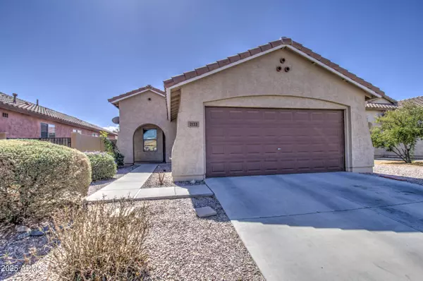 2133 W GOLD DUST Avenue, San Tan Valley, AZ 85144