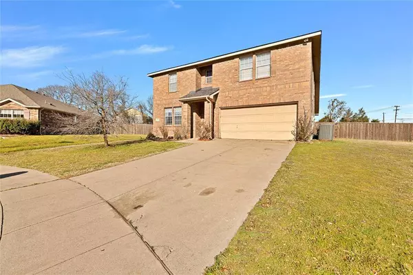 820 Westgate Court, Anna, TX 75409