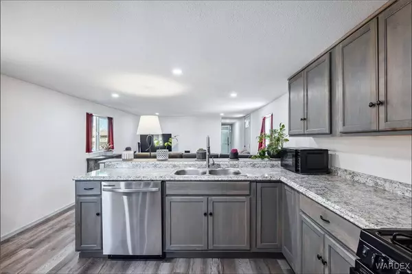 3186 E Lass AVE, Kingman, AZ 86409