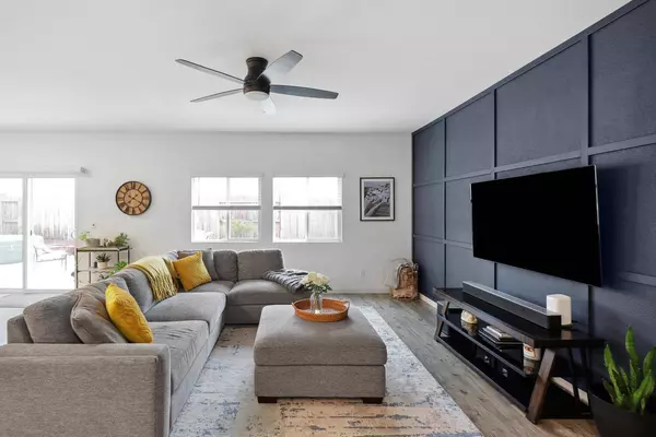 5249 Star Dance CIR, Roseville, CA 95747