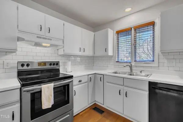 105 Twisted Oak Place, Durham, NC 27705