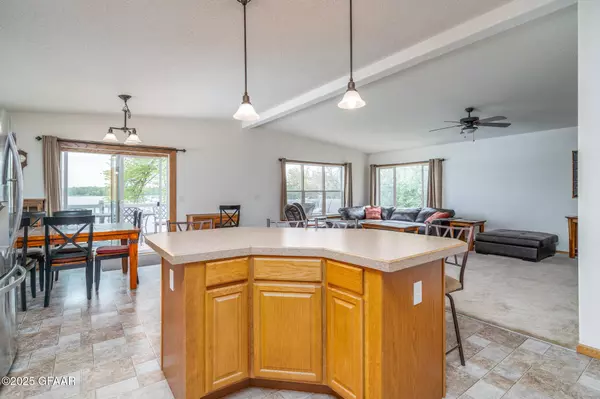 12555 MAPLE LAKE DR SE, Mentor, MN 56736