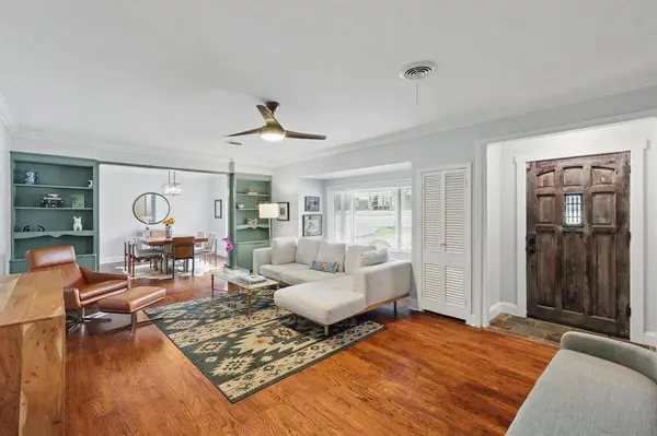 6208 Malvey Avenue, Fort Worth, TX 76116