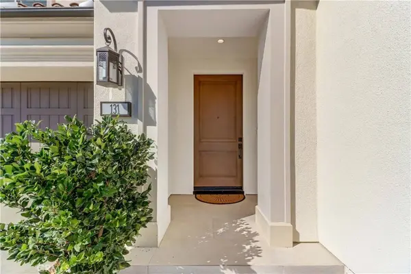 131 Albero, Irvine, CA 92602