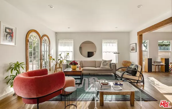 1647 Waterloo ST, Los Angeles, CA 90026