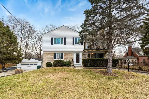 6713 Beechmont Ave, Cincinnati, OH 45230