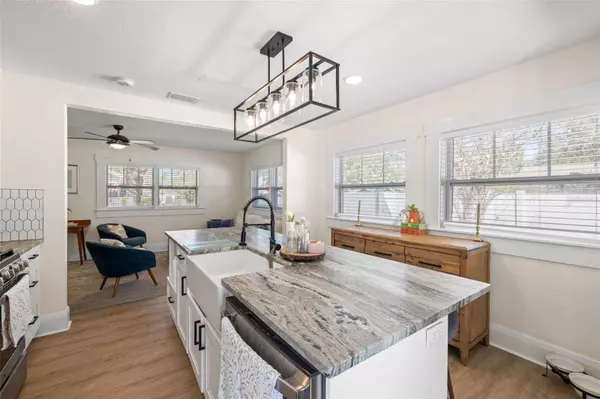 6603 N BRANCH AVE, Tampa, FL 33604