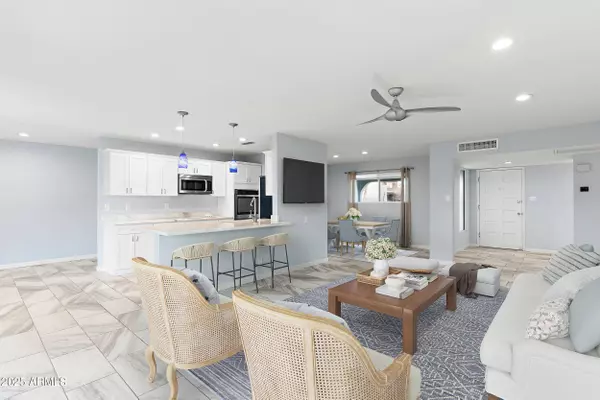 7819 E COOLIDGE Street, Scottsdale, AZ 85251