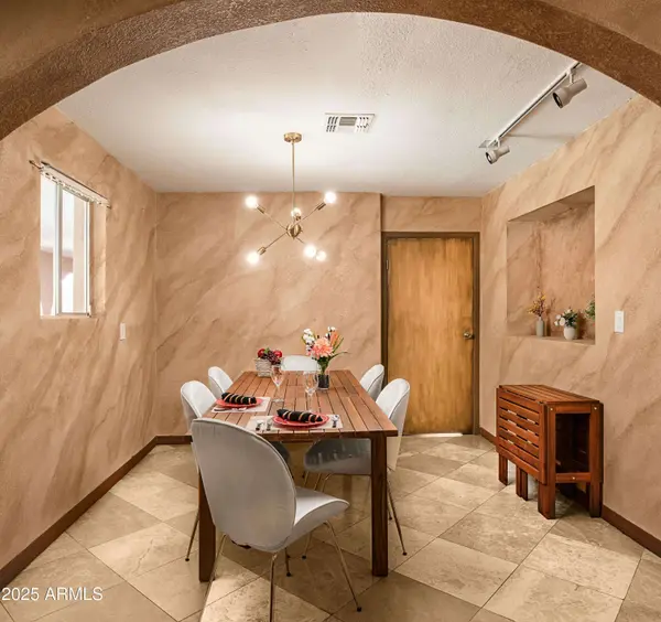 4528 E HOBART Street, Mesa, AZ 85205