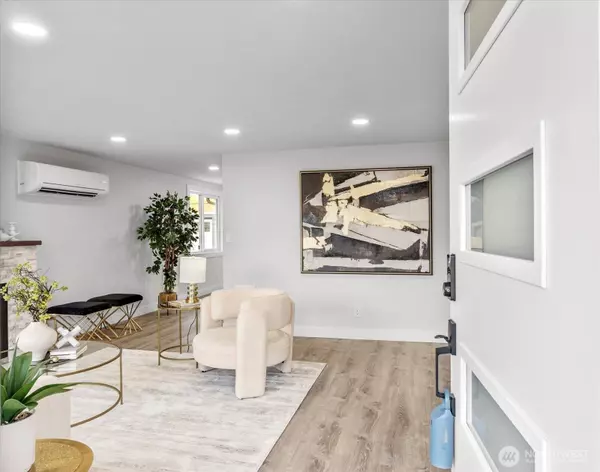 710 Pecks DR, Everett, WA 98203