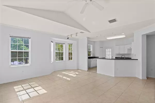 2258 57th CIR #2258, Vero Beach, FL 32966