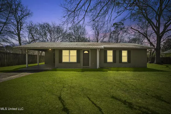 414 E Hatten Avenue #A, Wiggins, MS 39577