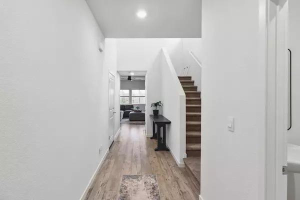 5249 Star Dance CIR, Roseville, CA 95747