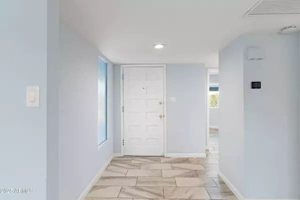 7819 E COOLIDGE Street, Scottsdale, AZ 85251