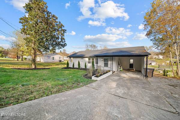 1501 Maple DR, Knoxville, TN 37918