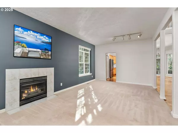 4030 NE 16th CT, Gresham, OR 97030