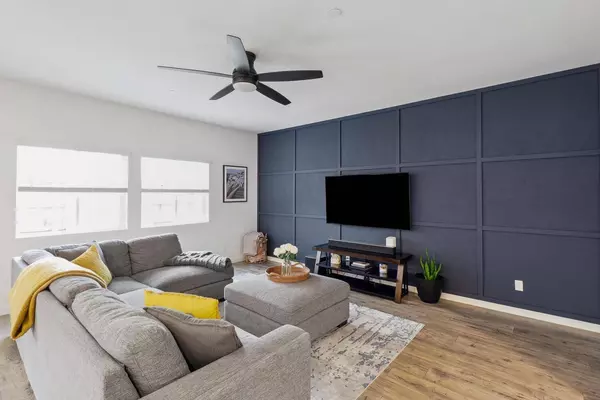 5249 Star Dance CIR, Roseville, CA 95747