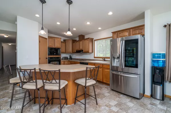 12555 MAPLE LAKE DR SE, Mentor, MN 56736