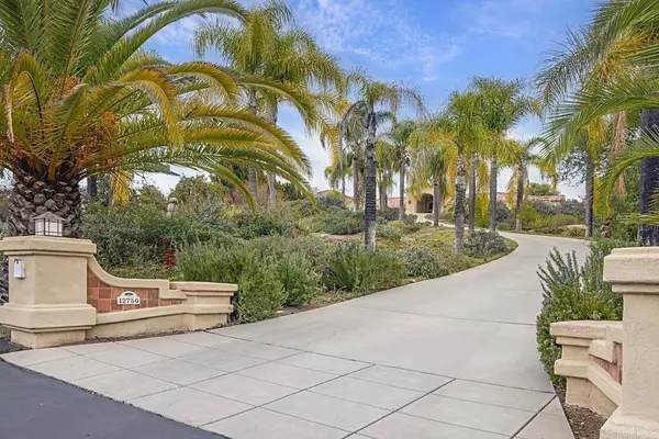 12750 Lonesome Oak WAY, Valley Center, CA 92082