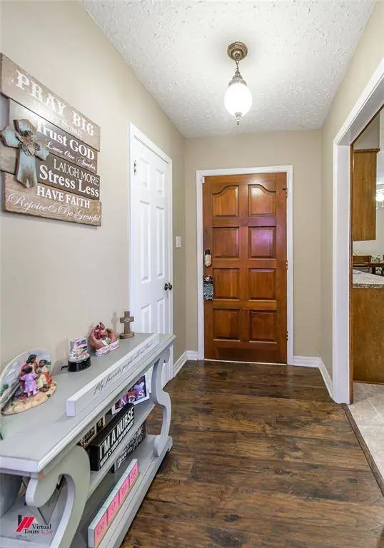 9805 E Homewood Circle, Shreveport, LA 71118