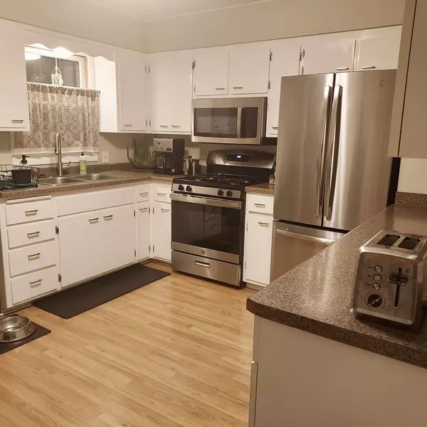 1645 Delaware Boulevard, Madison, WI 53704