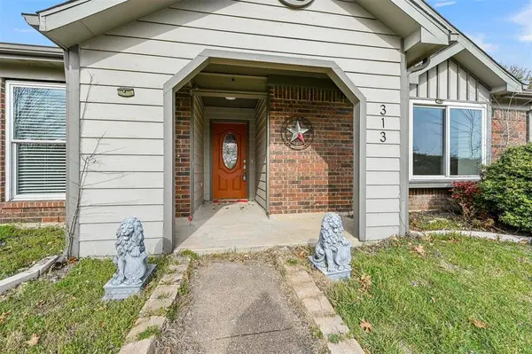 313 S Macarthur Boulevard, Coppell, TX 75019