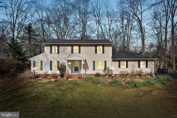 8129 BLANDSFORD DR, Manassas, VA 20111