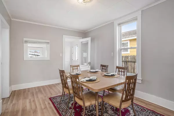 1848 Oak Avenue, North Muskegon, MI 49445