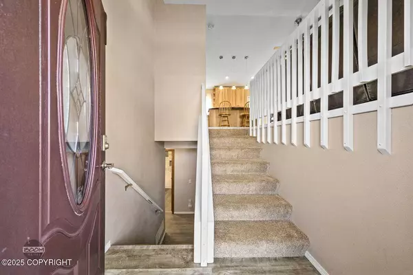 18452 Jude Island CIR, Eagle River, AK 99577