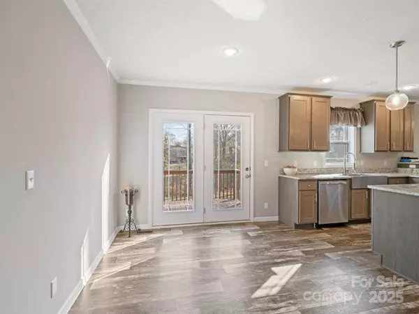 1005 Maywood ST, Kannapolis, NC 28081