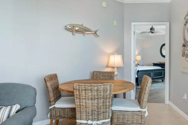 1328 SW Miracle Strip Pkwy  #PH01, Fort Walton Beach, FL 32548