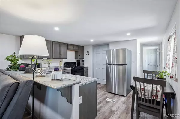 3186 E Lass AVE, Kingman, AZ 86409